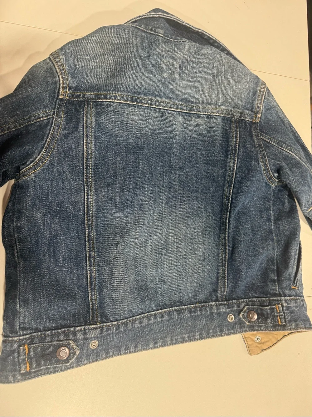 GAP Kids Denim Jean Jacket Size S 6-7 Classic Distressed Wash